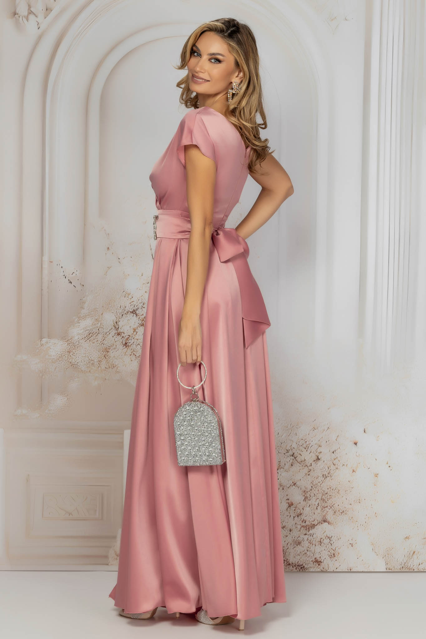 R6343-ROSE-3