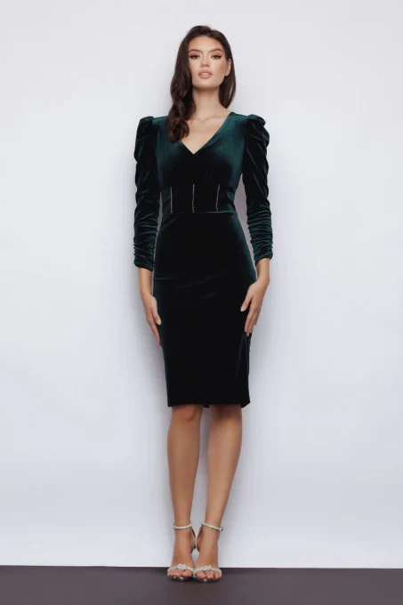 rochie-elisa-din-catifea-cu-umeri-proeminenti~7901